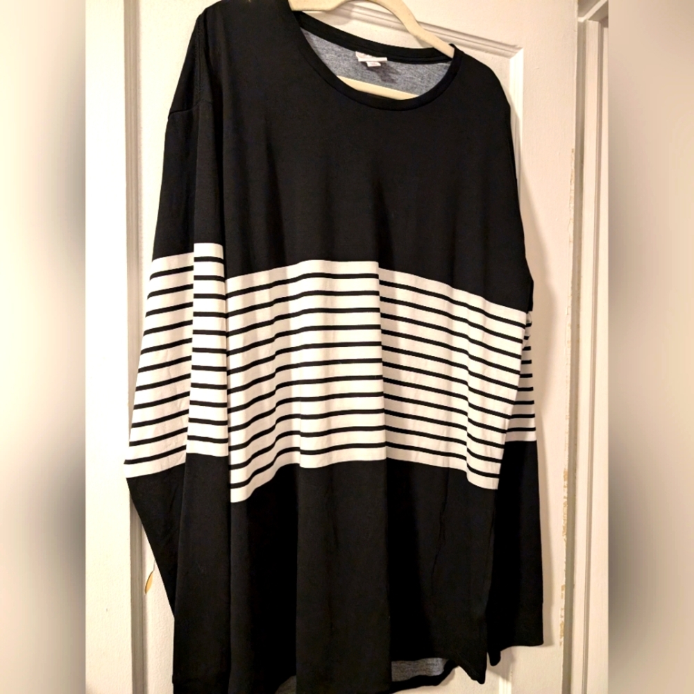 LuLaRoe Hudson Tee